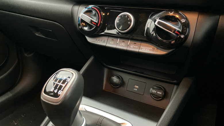 Hyundai Kona 1.0 TGDi 48V MHEV SE Connect 5dr Petrol Hatchback